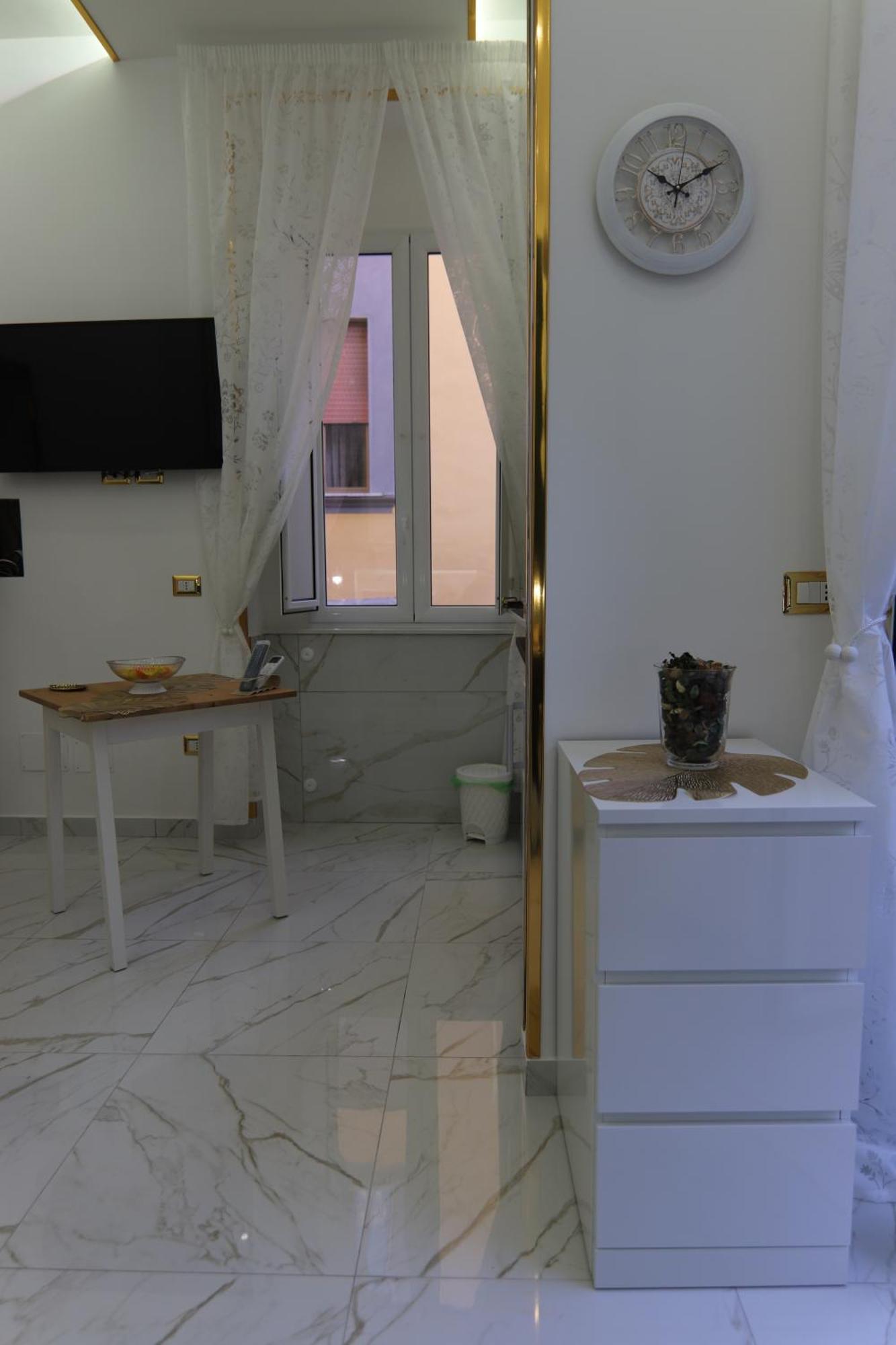 Regina House Leilighet Napoli Eksteriør bilde